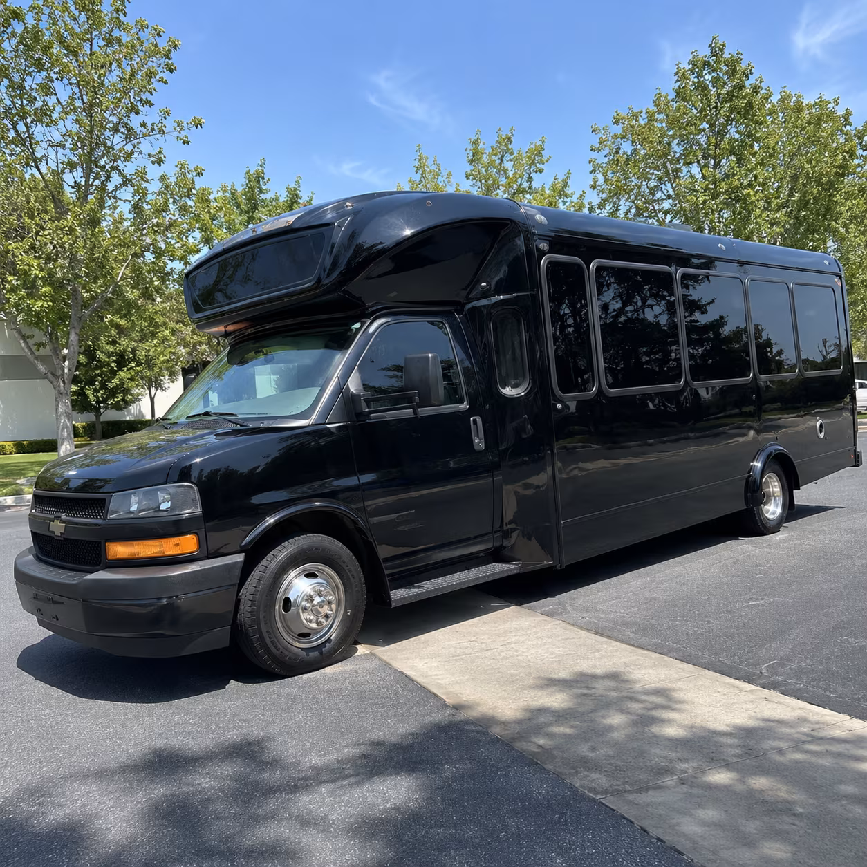 west palm beach 15 passenger party bus