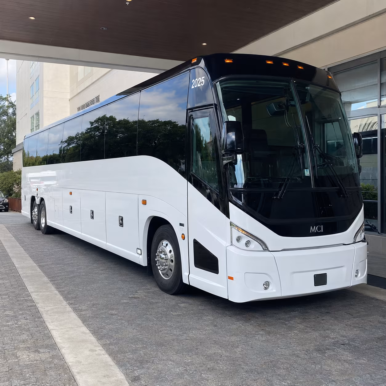 west palm beach 54 passenger charter bus
